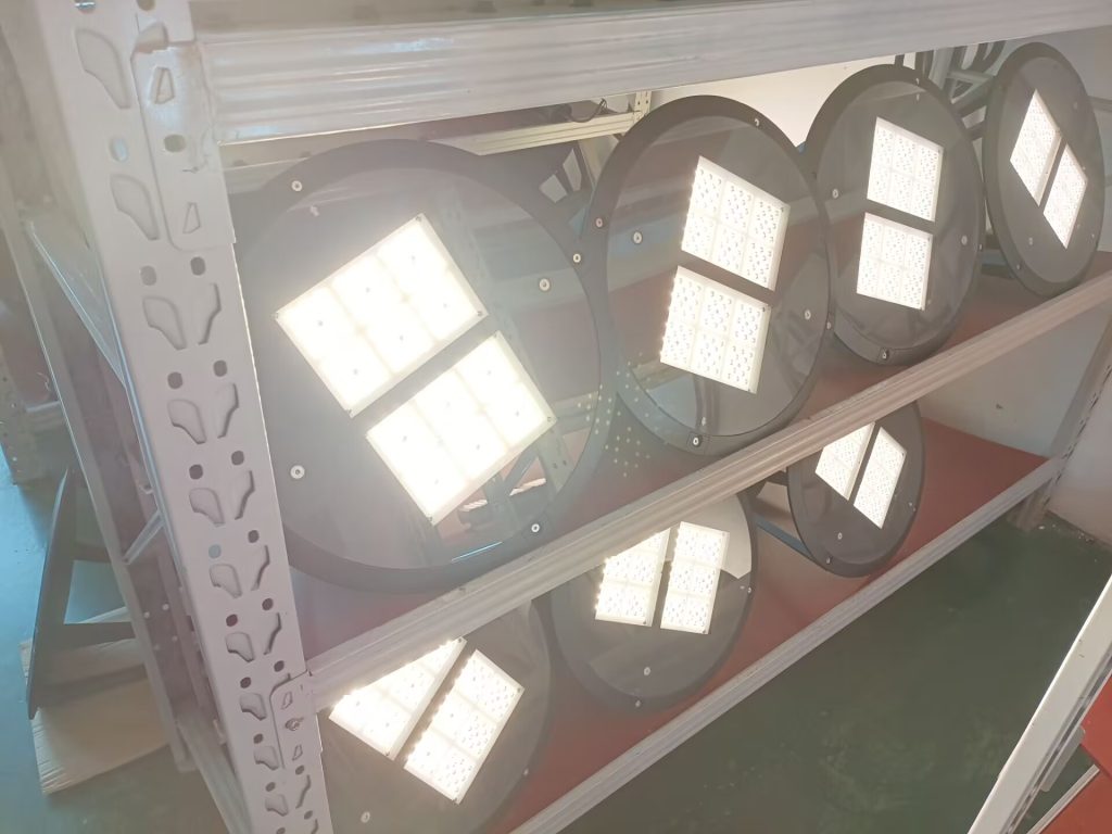 MYL-A garden light