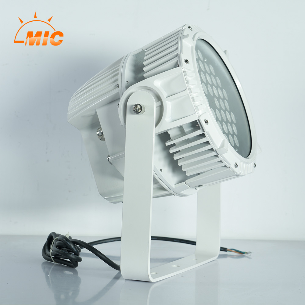 high resist saline flood light