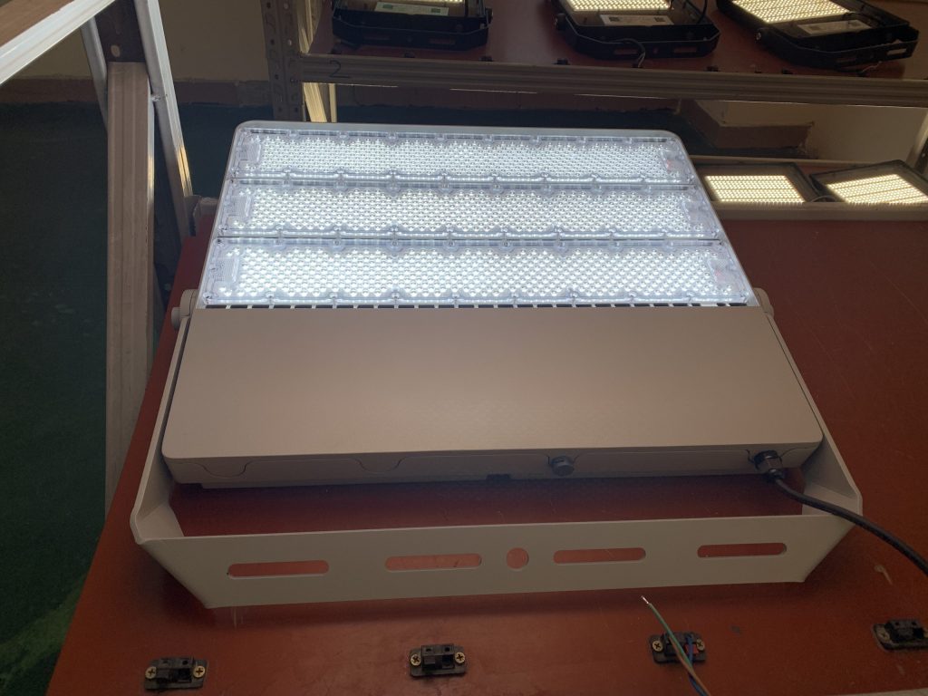 MFL-E high mast light Lighting Test