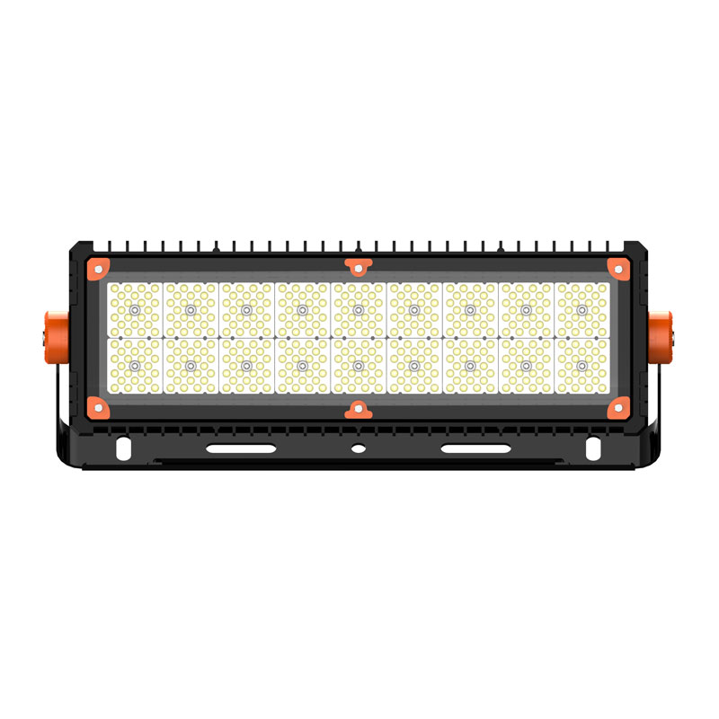 MFL-D300-2-floodlight.3