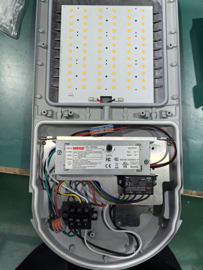 new LED street lights Solution A type fast connecter