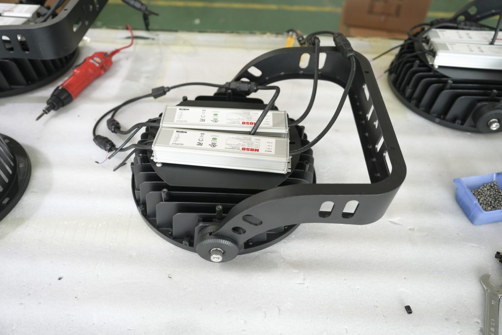 round spotlight 600w driver MFL-R600-3