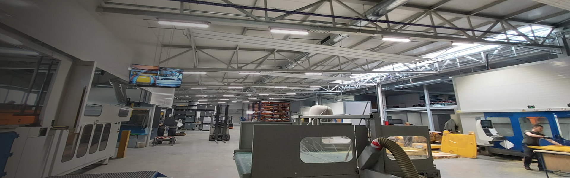 https://www.mic-led.com/wp-content/uploads/2026/03/linear-highbay-light.jpg